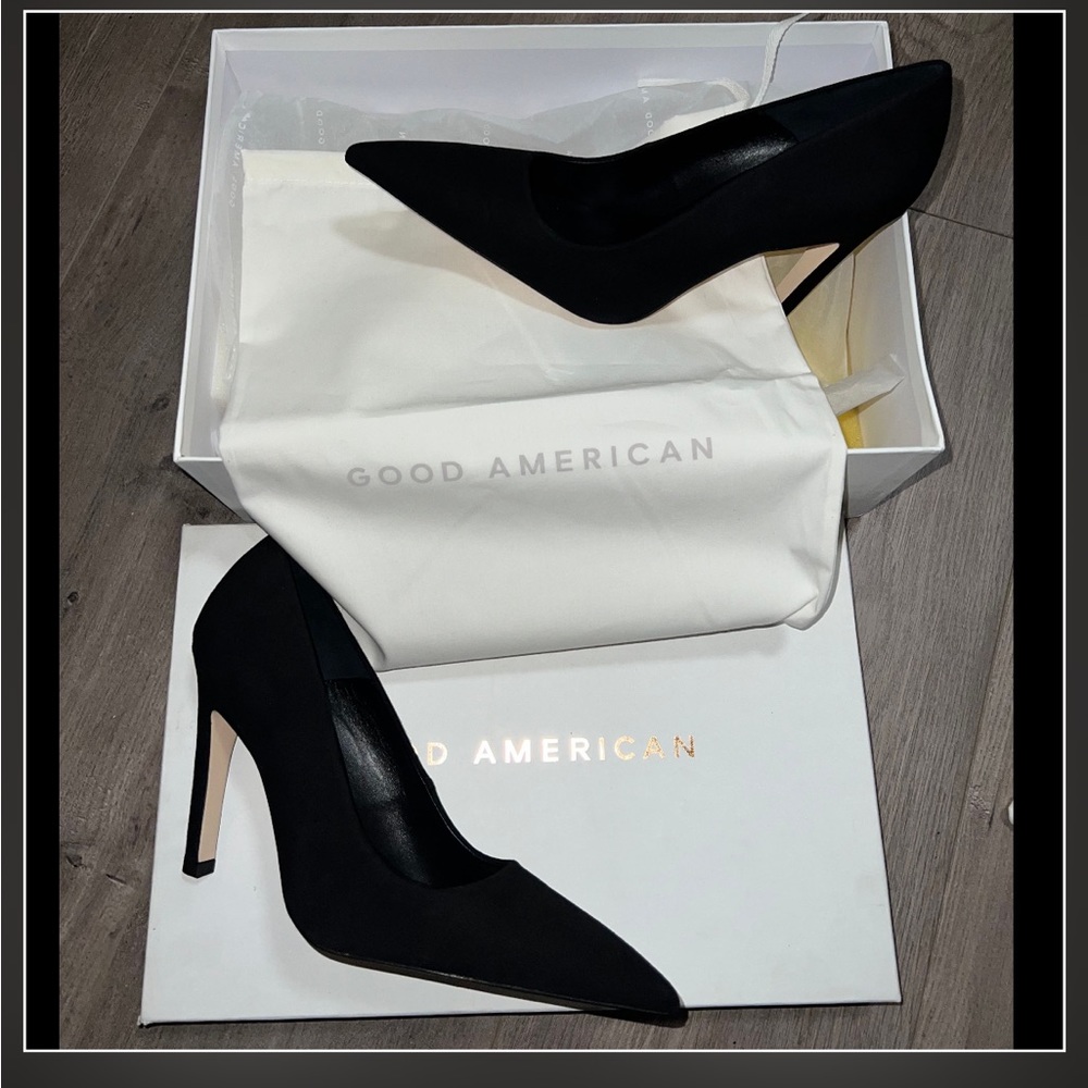 Good American (Size 7.5) Black Icon Pumps